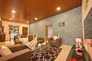Lifeline Villas - Flamingo Infinity Pool Villa With Valley View and huge open space