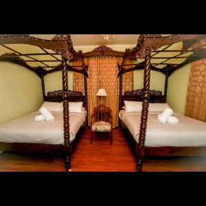 Casa Pichay Family Room