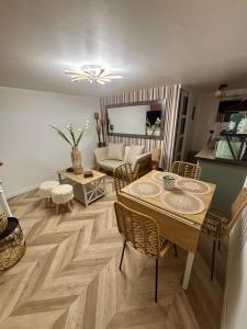 Appartement en souplex proche mer et commodités