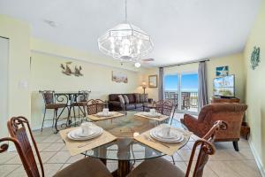 Four Winds 102-1st Floor- Pool & Beach Easy Access