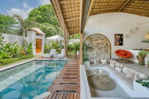 Damai Villa 2BR Modern Tropical Escape in Canggu