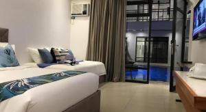 White Breeze Palawan Boutique Hotel