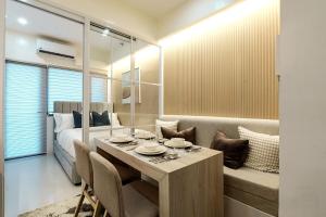 Hotel Comfort FREE Parking Fame Mall Access