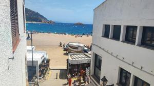 Pont Vell a dos metros de la playa