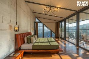 StayVista at The Edge of Sky with BBQ