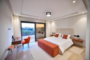 Luxury villa with heated pool and Hamam