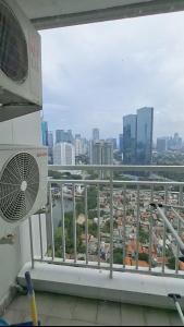 THAMRIN RESIDENCE APARTMENT luxurious 1 BEDROOM FLAT SCBD beside GRAND INDONESIA mall