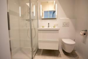 Cube Apartments by Wiener Stadthalle & U3 Metro