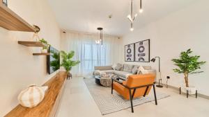 fam Living High Floor Stay in Sulafa Tower