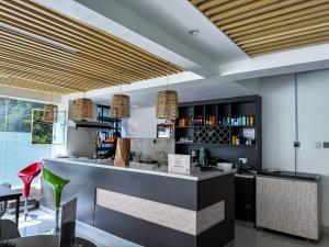 Homey Hideout Golden Mango Heights