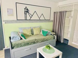 Terrils jumeaux, Train Lens - Paris trajet denviron 1 heure 10 minutes