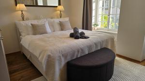 The Guild l Central l Castle Thun l Old Town l Netflix