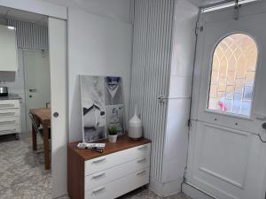 Lleida 25, casa a planta baixa amb àmplia terrassa equipada amb barbacoa