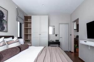 Title Halo Time For Family Pool Gym Hammam