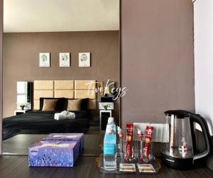 TwoKeys Suites