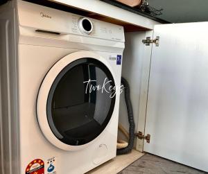 TwoKeys Suites