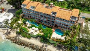 Villas On The Beach 305 home