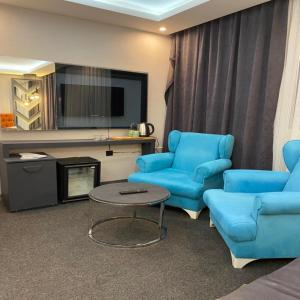 Valeron Suit Premium