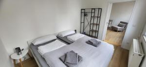 mein Heimquartier - Ferienwohnung im historischen Fachwerkhaus mit Terrasse in Waiblingen