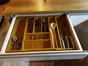 Stylish apartment with balcony - 10min from city center