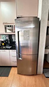 Apto 314 - Lindo, Espaçoso, 100m da Praia - Condomínio, piscina, churrasqueiras, quadras