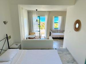 Hotel Plakures