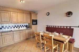 Appartement Sainte Foy Tarentaise - Skis aux pieds