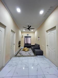 Echahs Homestay-mslim only