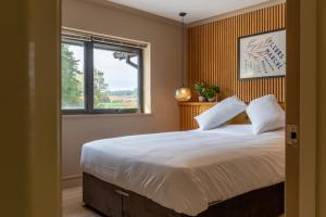 Nor67 - Witley Park House