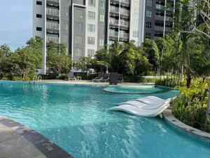 Maya Bay Splashmania Homestay