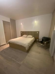 Two-room apartment in Grasse