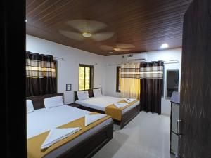 Konkan Paradise-Siddhivinayak,Devbag Beach Resort