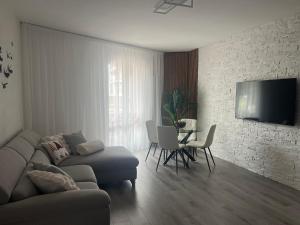 Garden Lake Apartment