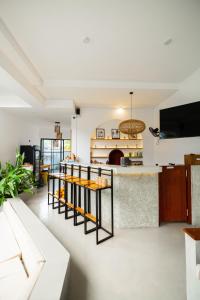 Riptide Surfhouse