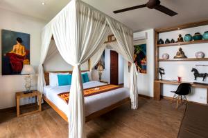 Villa Tangram, 6 Bedrooms private villa in Seminyak