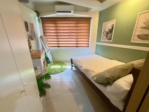 Balai Teresita at Shell Residences