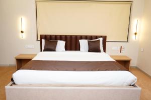 Hotel International, Kolhapur