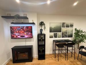 London City Apartment - ABBA Voyage