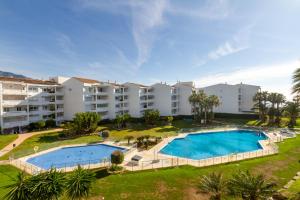 MARBELLA BANUS SUITES - Playa Rocio Beachfront Residential
