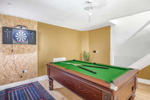 The Roost Group - 5 Bed House Hot Tub & Pool Table