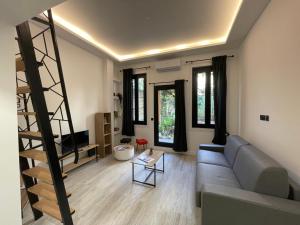 Pasteur, Antibes centre, calme et rénové