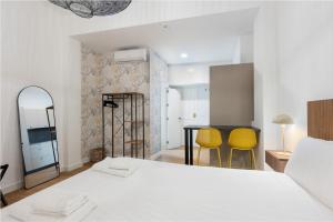 Brand New Design Studio - Alameda Square