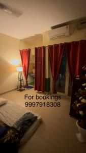 Peaceful Gopala near Premanand Maharaj Ji