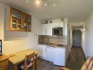 Studio pour 4 à lAlpe dHuez, animaux admis - FR-1-405-356