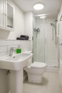 Elegant 2-Bedrooms - Ideal for Contractors & Families