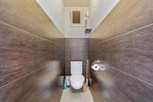 Cozy studio with breathtaking sea view T150