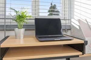 Luxurious 3 bed 1 Bath Stay Ideal for Families and Contractors