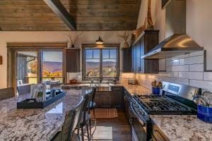 Dreamweaver at Eagles Nest