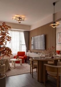 Rivergate Residence D4 - Luxury Studios & 2-3 Bedrooms - Central District 4, Next to District 1 City Centre