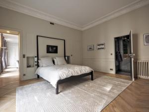 Appartement Quai Dorsay Exception Apartment in Paris